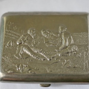 Étui à cigarettes vintage / Porte-cartes de visite / Portefeuille en métal - Chasse / Chasseurs / Faisans / Perdrix - Union soviétique