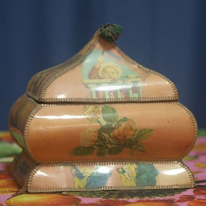 Handgemaakte sieradendoos / kleine kofferbak / miniatuur kofferbak / sieradenhouder - Sovjetpostkaarten Vintage handgemaakte folk uit het Sovjettijdperk USSR