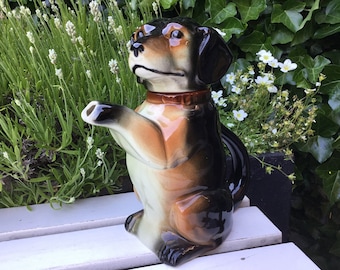 Alte Dackel-Teekanne – Kaffeekanne in Hundeform – mit Schwanz als Griff – Vintage – hergestellt in Deutschland – hergestellt um 1950