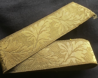 French Gold Braid, with woven leaf motif, old antique ribbon, decorations for costumes, metallic ribbon, gold color, authentic 1940s