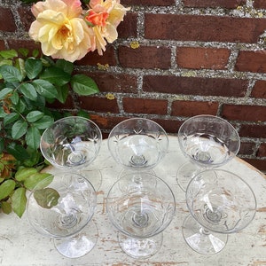 Polished Champagne Coupes - Beautiful Set of 6 champagne coupes - made in Belgium Ca.1940 - almond fan motifs with smooth high stem