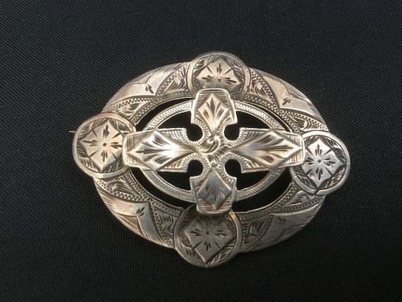 Broche Ancienne En Argent - Bijou Vintage Français - Sans Marque, Très Bon état