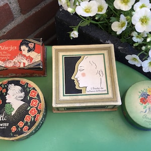 Powder box Paris -Lady Crijstle Paris France - Art Deco -L&#39;Étoile de la Dame de Beauté -1920s -Bouquet Cheramy Paris