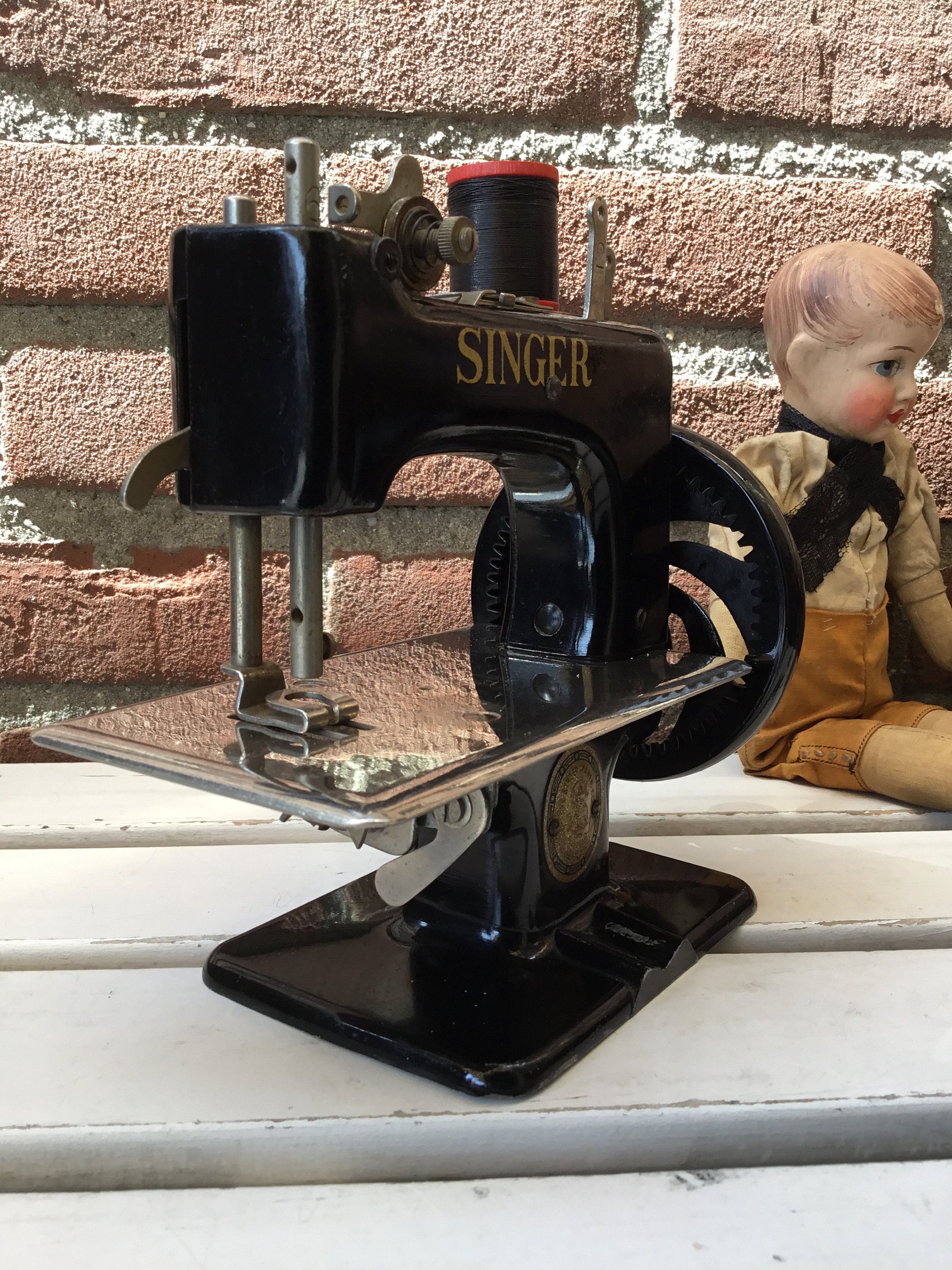 ♡ はなはな様御専用　SINGER社　トイミシン　黒　SEWHANDY BOX付 Singer Sewhandy Toy Sewing Machine - Black Antique Children's Toy