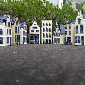 Rynbende Miniature KLM Houses - Delft Blue Hand-Painted Dutch Canal House Amsterdam Airline