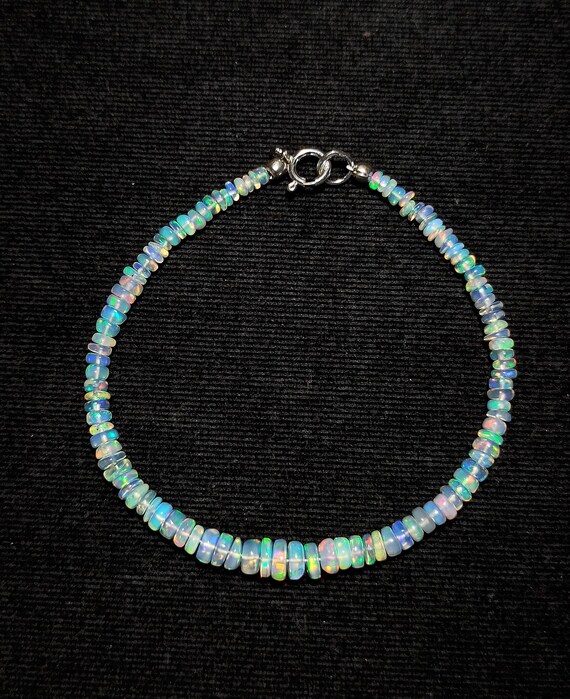 天然エチオピアオパール純銀製ブレスレット エチオピア産オパールブレスレット：スターリングシルバー留め金