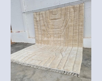 Handmade Wool Beni Ourain Rug, Moroccan Berber Carpet, Fluffy Texture Area Rug