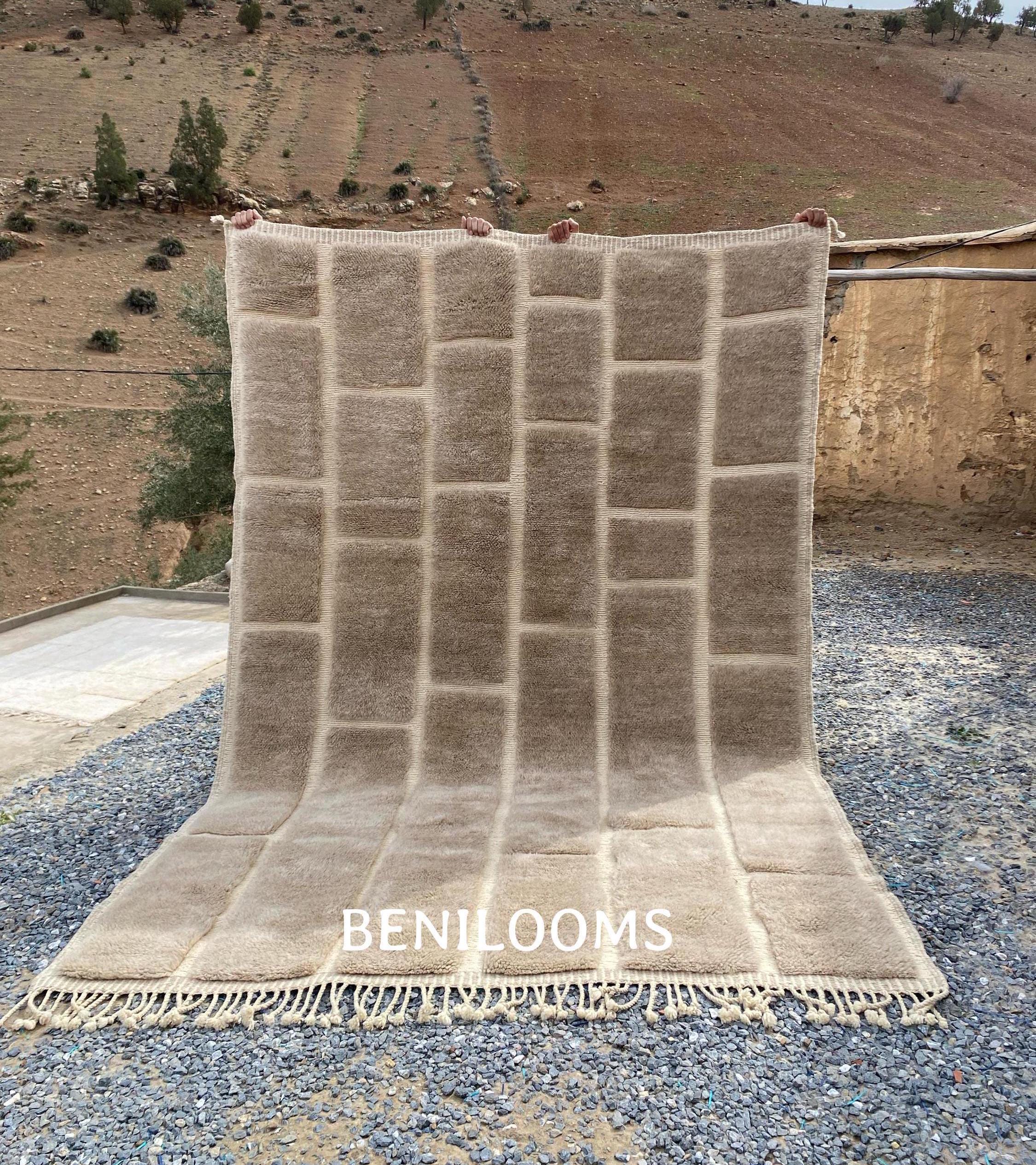Custom Beni Mrirt Rug: Handmade Moroccan Wool, Natural Beige