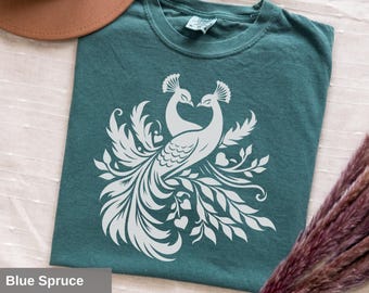 Pfau Grafik-T-Shirt: Elegantes Vogel-Design, Naturliebhaber-T-Shirt