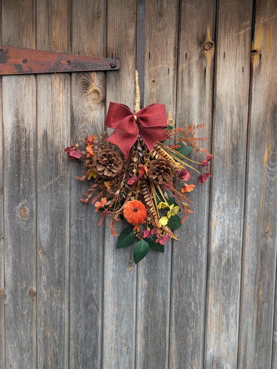 Autumn Door Swag| Fall Pumpkin Door Hanger| Rustic Pinecone Wreath| Burlap Bow | Artificial Autumn Floral Decoration| Harvest Decor