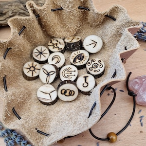 English Holly hand burned Witches Runes + Hand Made Leather Casting Pouch / divination /