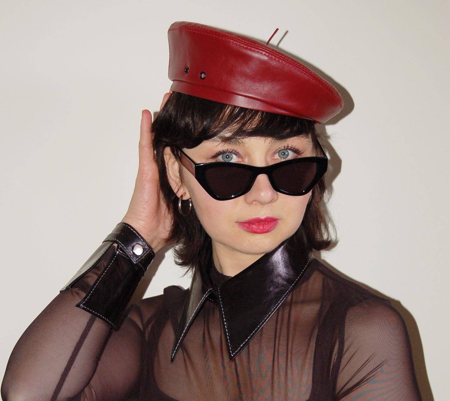 Vintage Palais Royal Psychedelic Swirl Beret Hat with Union Label Jacqueline - Pearl Embellished French Beret Hat | SIBI Hats  main image 4