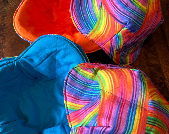 Bowl Cozy, Bowl Buddy.  Microwave Safe, Reversible, Rainbow spiral
