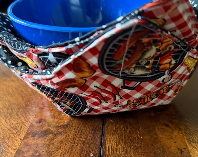 Bowl Cozy, Bowl Buddy.  Microwave Safe, Reversible, Bar-B-Que Fabric