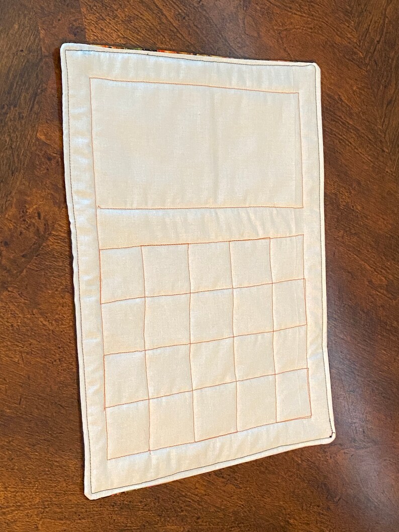 Pocketed snack mats in Autumn colors