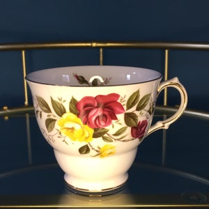 Crown Essex Richmond Rose Tea set