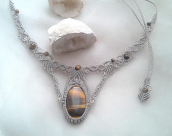 Collier macramé gris en pierre fine naturelle œil de tigre et ses perles œil de tigre ,  bijou artisanal unique, féminin ,bohème chic,