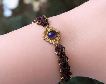 Bracelet macramé marron améthyste pierre fine, connecteur laiton brut, bijou artisanal fait main, ajustable, création unique, lithothérapie