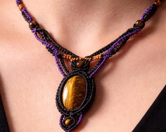Collier macramé œil de tigre pierre fine, fils noir violet orange, bijou artisanal fait main, ajustable, création unique ,pierre protection