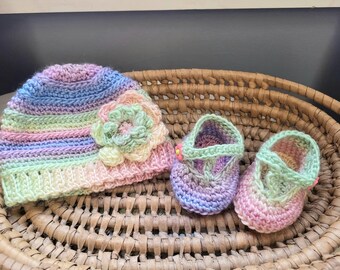 Baby hat and Mary Jane shoes set