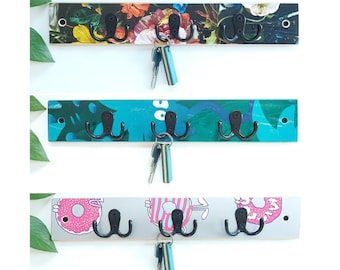 Wardrobe made from recycled skateboards, upcycling hooks, children's wardrobe, gift idea, children's room, hallway wardrobe, coat rack