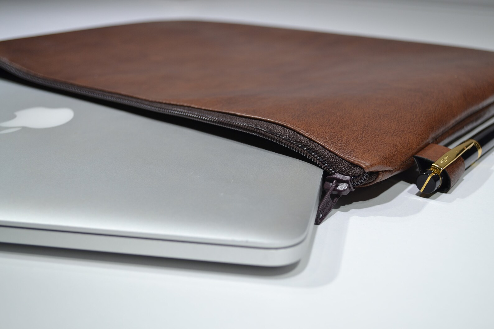 Vegan Leather Laptop Case Personalized Laptop Sleeve Macbook Etsy