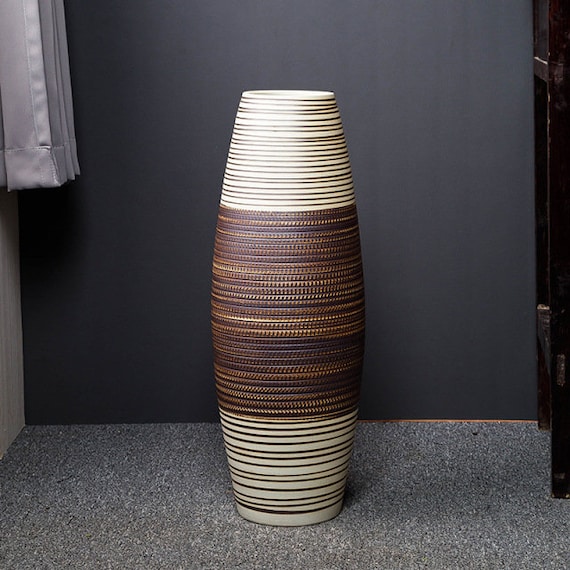 Large Artisan Ceramic Floor Vase, Hand-drawn Matte Glaze Tall Vase, Classic  / Modern Style, Office / Entryway / Porch Decoration -  Hong Kong