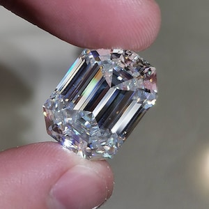 Huge Flawless 20 CT Moissanite, 19x14mm Emerald Cut Colorless D FL Moissanite with Certificate, Watch the VIDEO, Super Sparkly