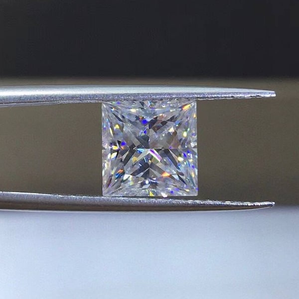 Super Sparkling 3 CT Princess Cut Moissanite, 8x8mm Incoloro D FL Moissanita con Certificado