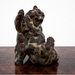 Porcelain bear figurine Royal Copenhagen designed by Knud Kyhn