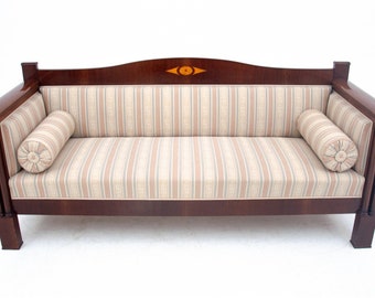 Antikes Sofa aus der Mitte des 19. Jahrhunderts, Nordeuropa.