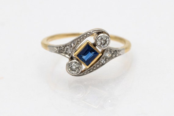 Antique gold ring with natural sapphire and diamo… - image 3