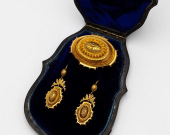 Broche-pendentif victorienne demi-parure en or avec boucles d'oreilles, Grande-Bretagne, début du XIXe siècle