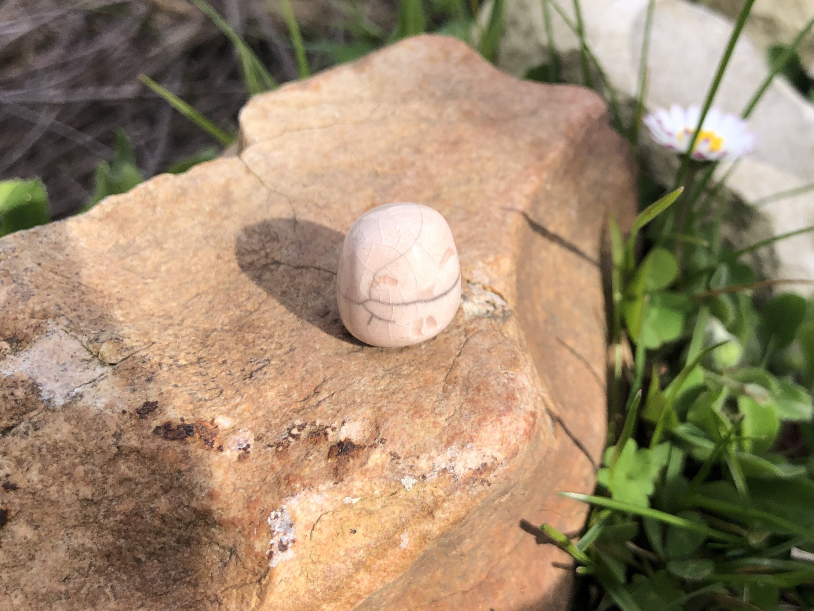 Super Petit Ami Jizo | Talisman de La Joie Bouddha Sculpture Bouddhiste Shinto en Céramique Bonheur,