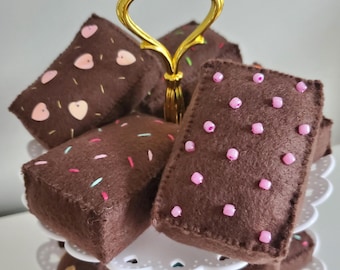 Felt Brownies - pretend play