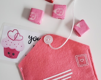 Felt Envelopes - pretend play