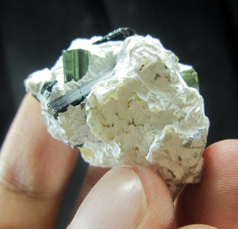 22 Gramm wunderschöne grüne Kappe Turmalin Kristall Bund auf | Etsy