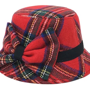 Damski kapelusz typu cloche, kapelusz w kratę, kapelusz typu bucket, kapelusz w kratę