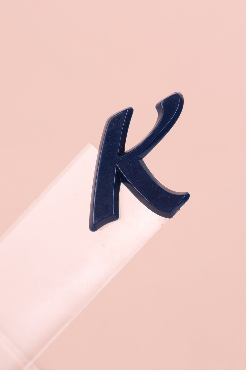 Vtg 70s 80s Dark Blue Name Letter Initial /'K/' Brooch