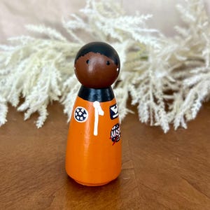 Inspirational Women/  Mae C. Jemison/ Women  in History /Educational Toys/Montessori/Painted Peg Doll