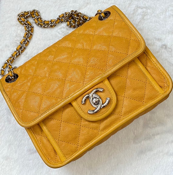 chanel mini 7