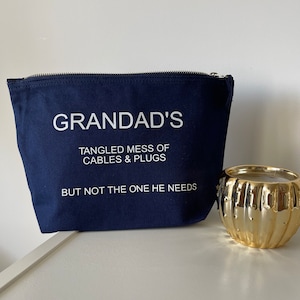 Pochette chargeur personnalisée, rangement pour câbles, cadeau pour lui, cadeau pour papa, cadeau fête des pères, rangement pour hommes, cadeau papa, première fête des pères