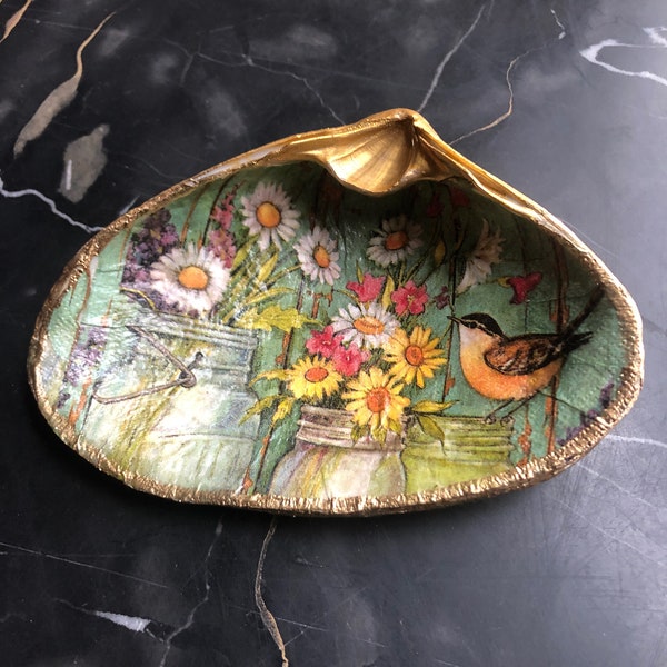 Bird jewelry dish; decoupage clam shell jewelry holder