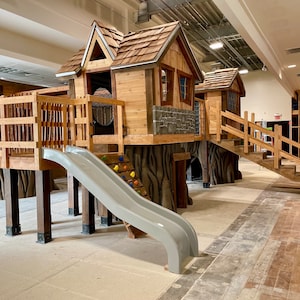 Customizable Large Play Structures