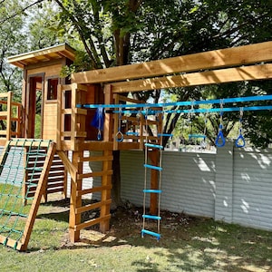 Timber Tree Fort