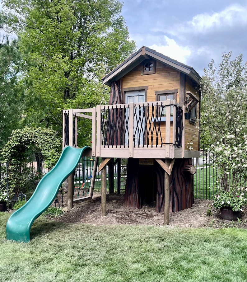 The Treehouse Cabin - Etsy