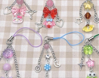 Diverse telefoonbedels met kawaii-karakter