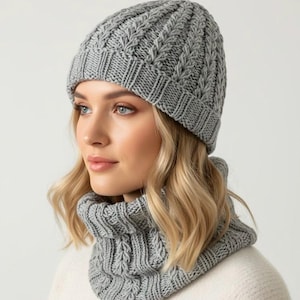 Conjunto de gorro y bufanda de lazo para mujer en gris. Bufanda de cuello tejida a mano de lana de alta calidad. Braga de cuello de punto. Gorro y braga de punto.
