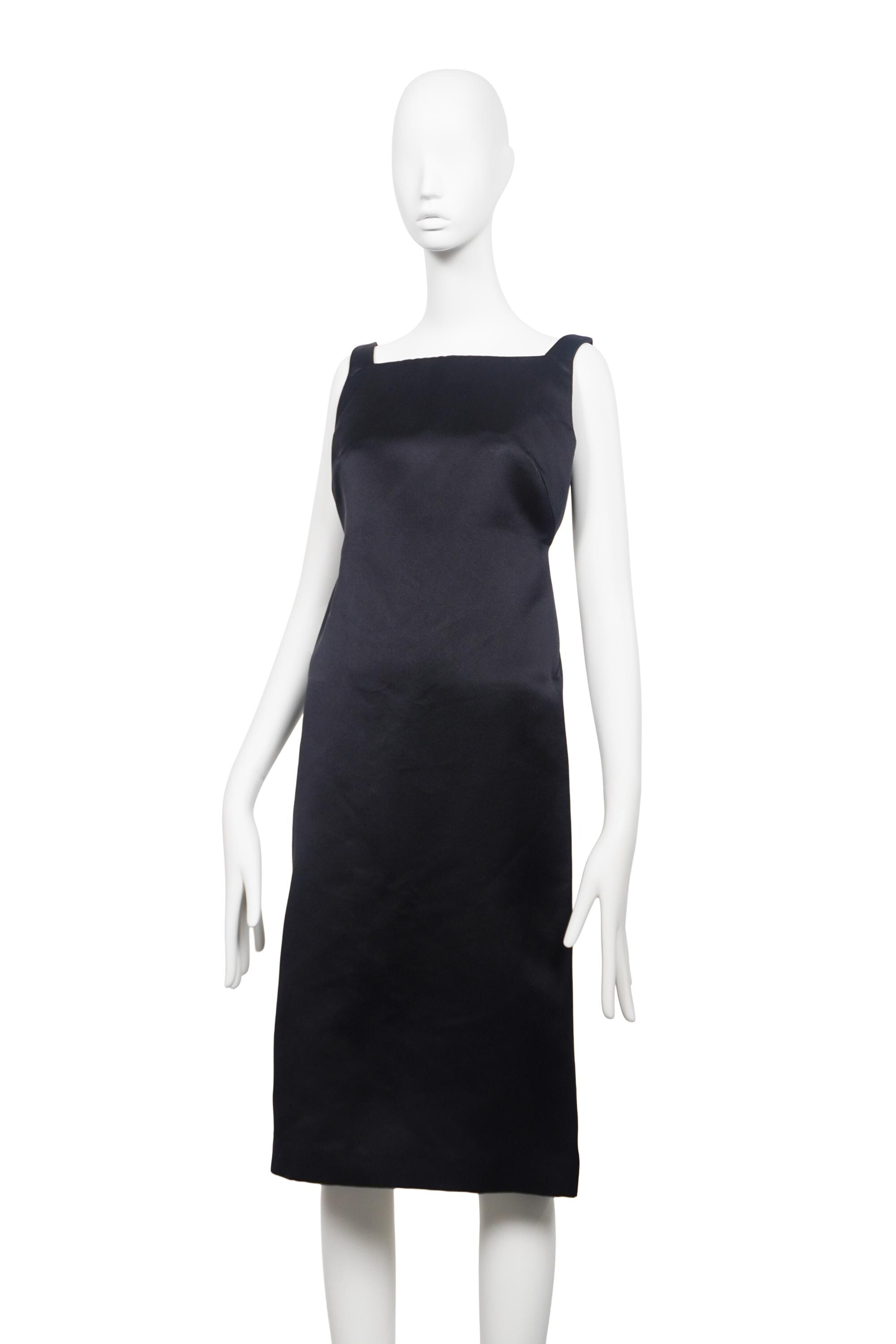 GUCCI by TOM FORD F/W 2001 Runway Satin Backless Dress With