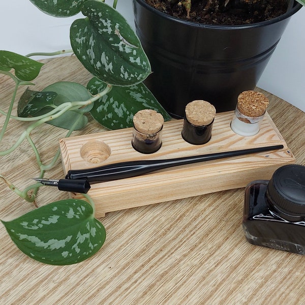 Dinky Dip-Halter/Holz-Tintenfass mit Federablage für Tintengläser mit 22 mm Durchmesser